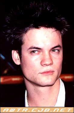 premiere-awtr-christinaradish-02.jpg